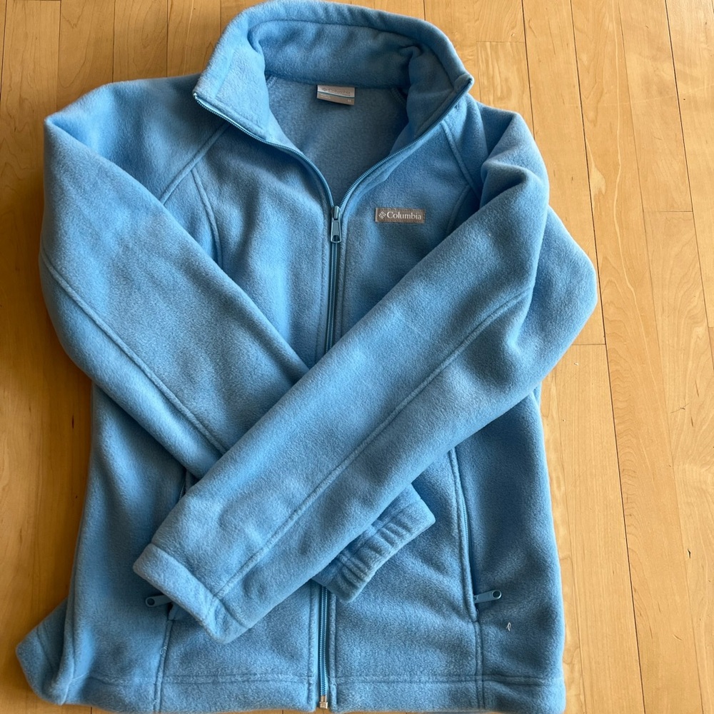 Columbia  Women’s sky blue Fleece Jacket